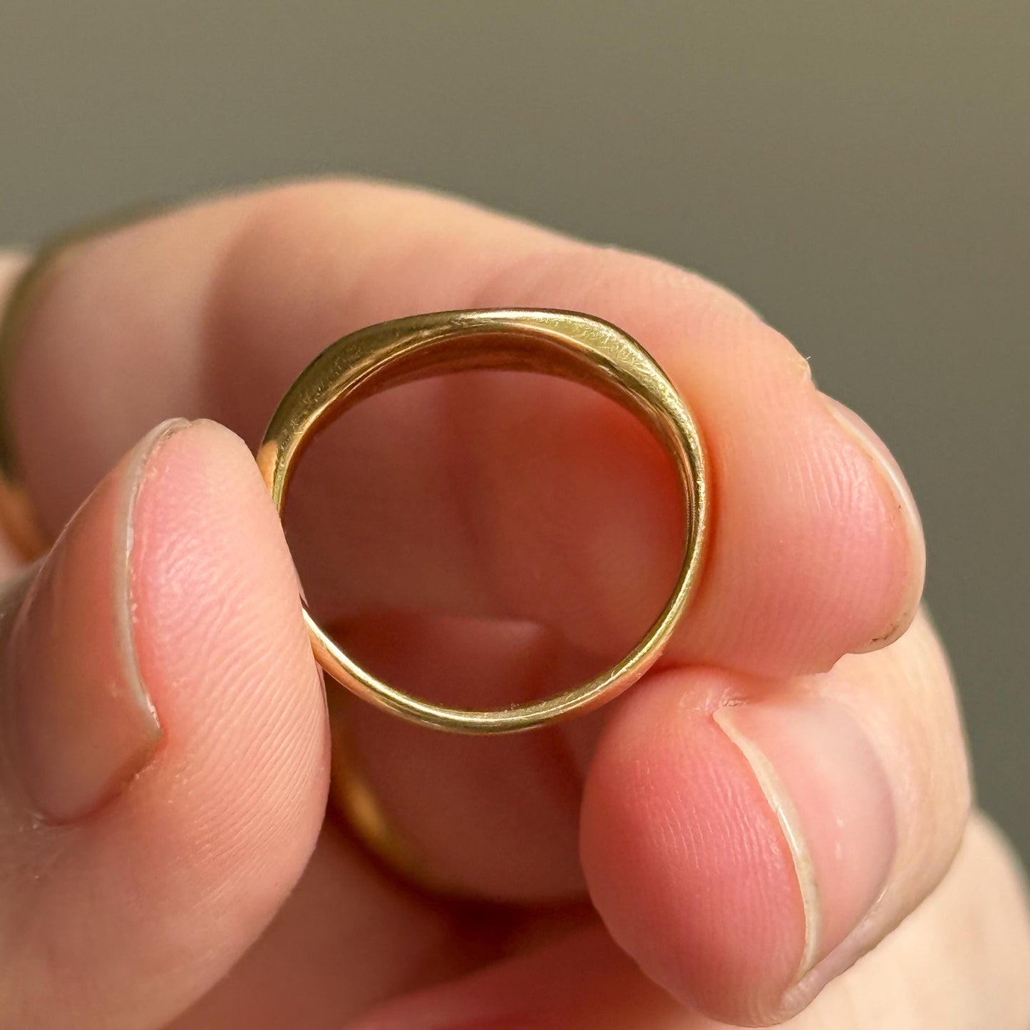 Ornate Dog Signet Ring in 18 Carat Gold; Circa 1950
