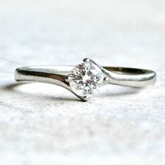 Preloved Diamond Twist Solitaire Ring in Platinum