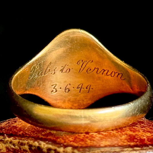 Vintage Signet Ring in 9 Carat Gold; Circa 1943