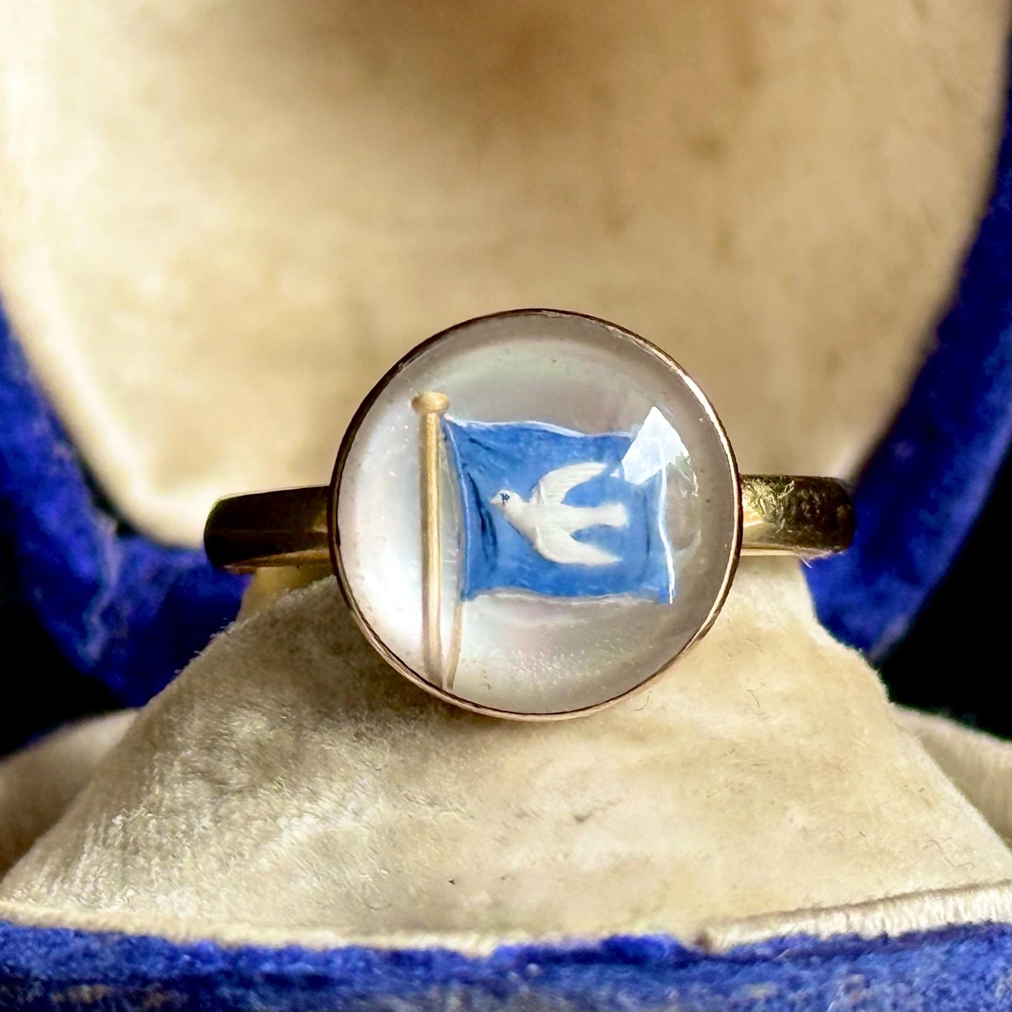 Victorian Dove of Peace Essex Crystal Ring in 22 Carat Gold