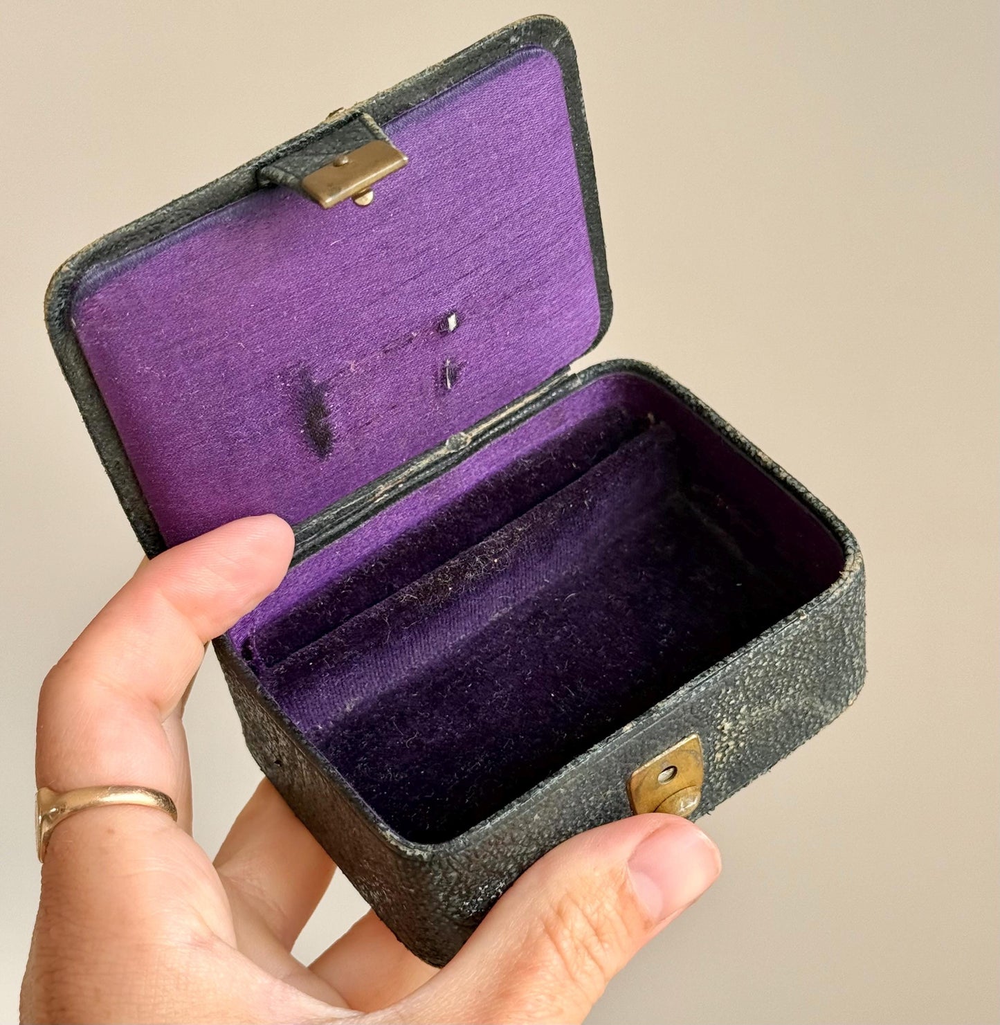 Antique Travelling Jewellery Box; Circa 1900