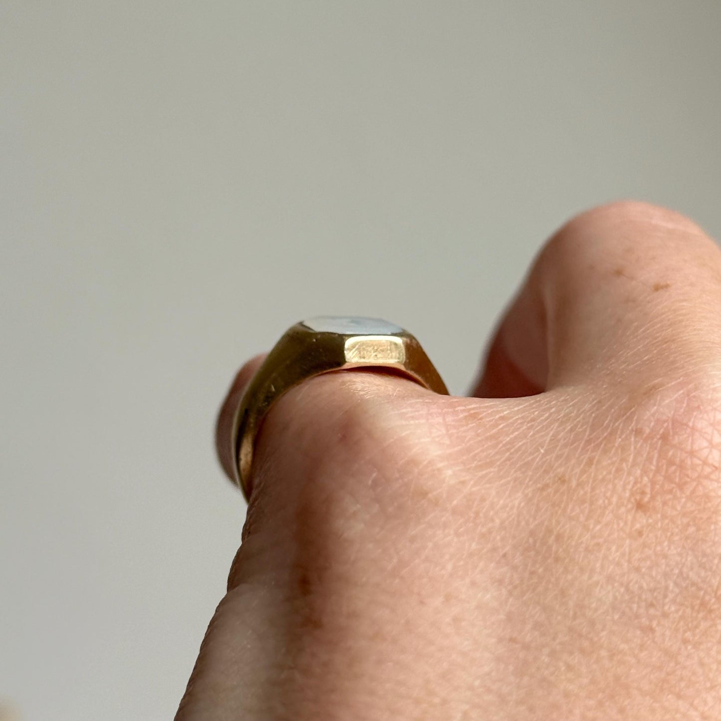Victorian Chalcedony Monogram 'J or L Intaglio Signet Ring in 9 Carat Gold; Circa 1880