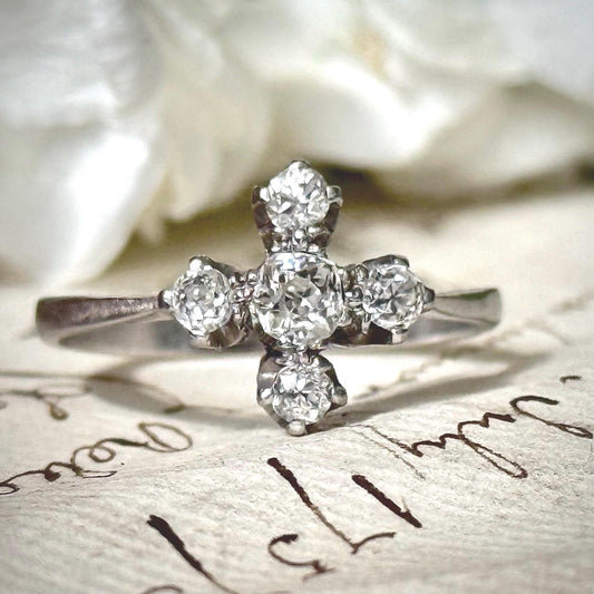 Antique Quadrefoil Old Cut Diamond Ring in Platinum; Circa 1900