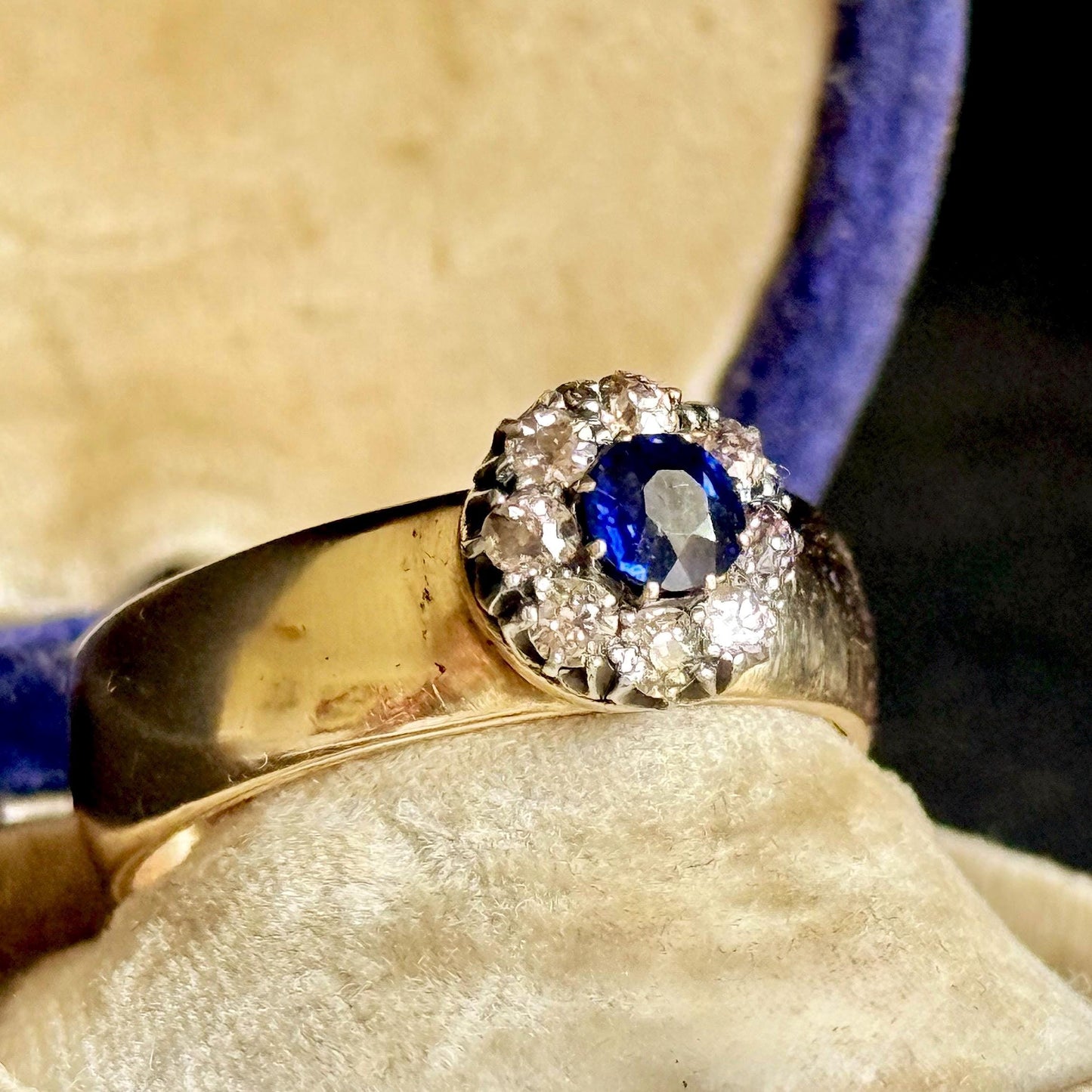 Antique Sapphire & Diamond Cluster Ring in 9 Carat Gold