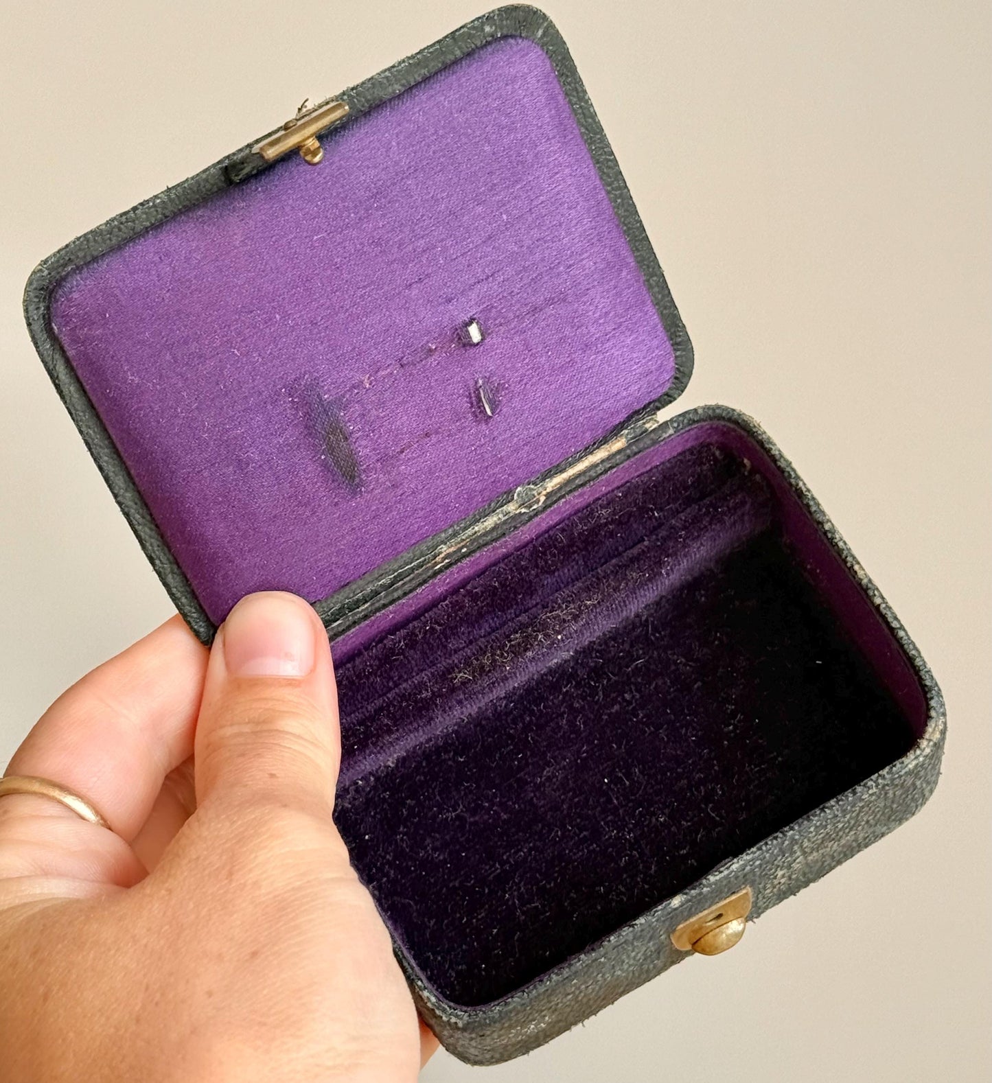 Antique Travelling Jewellery Box; Circa 1900