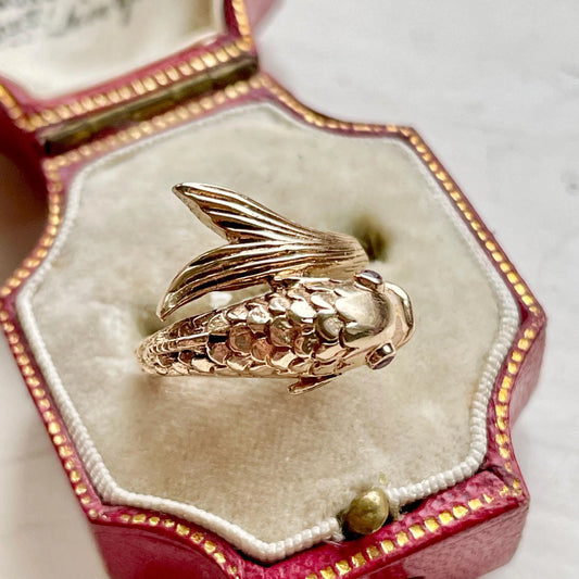 Vintage Symbolic Garnet Eye’d Koi Ring in 9 Carat Gold; Circa 1975